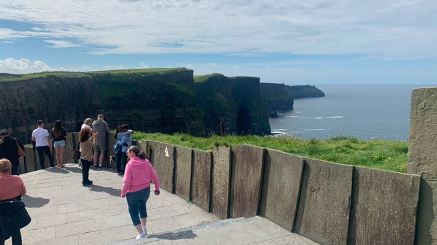 cliffs of moher walkway
